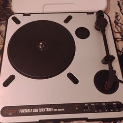 Ion Ipt USB Turntable