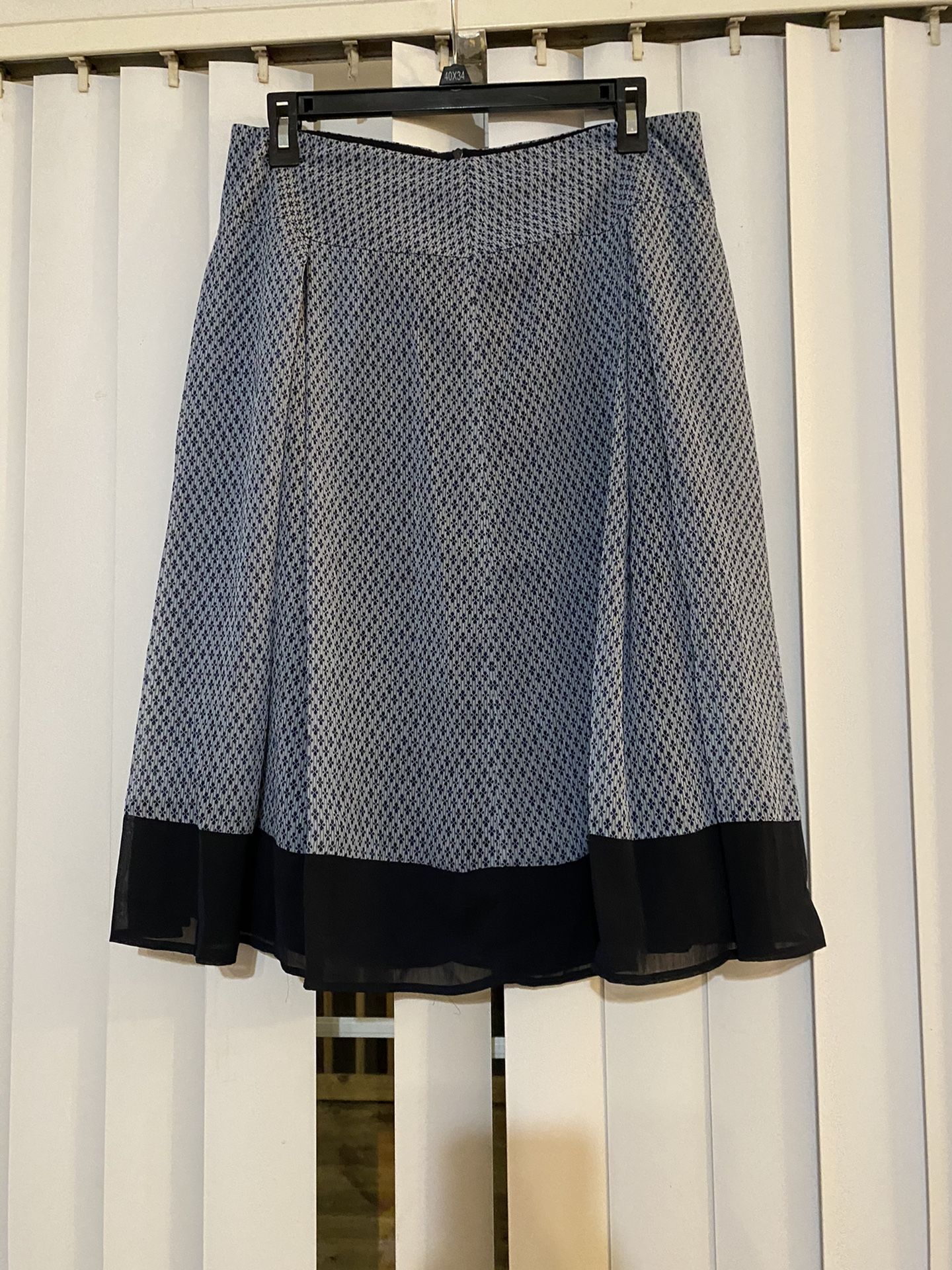Ladies Skirt