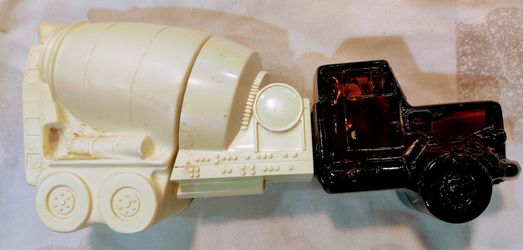 VINTAGE CEMENT MIXER  COLOGNE BOTTLE 