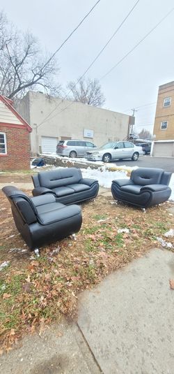 Beautiful  Black Sofa Set 