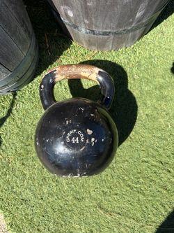 44 KG Kettlebell (97lbs)