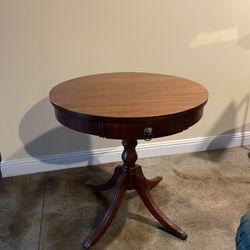 Solid Wood Side Table With Drawer