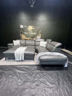 Sectional/sofa/couch, Grey,leather,pickup Tampa, Delivery Available 