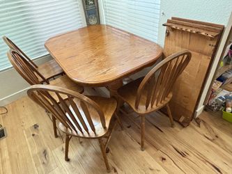 Dining table and 4 chairs