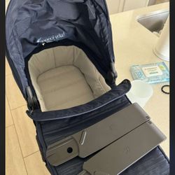 Baby Jogger City Tour Bassinet 