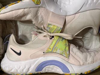 Nike Women’s Renew In-Season TR 12 Premium Light Thistle Pinksicle – Size 8