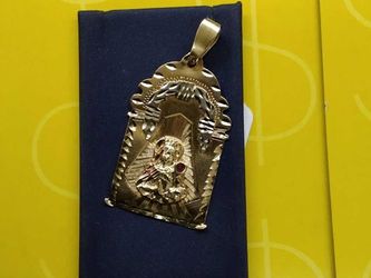 Yellow Gold 14k (.585) 4.7 grams