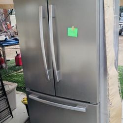 Whirlpool Refrigerator 
