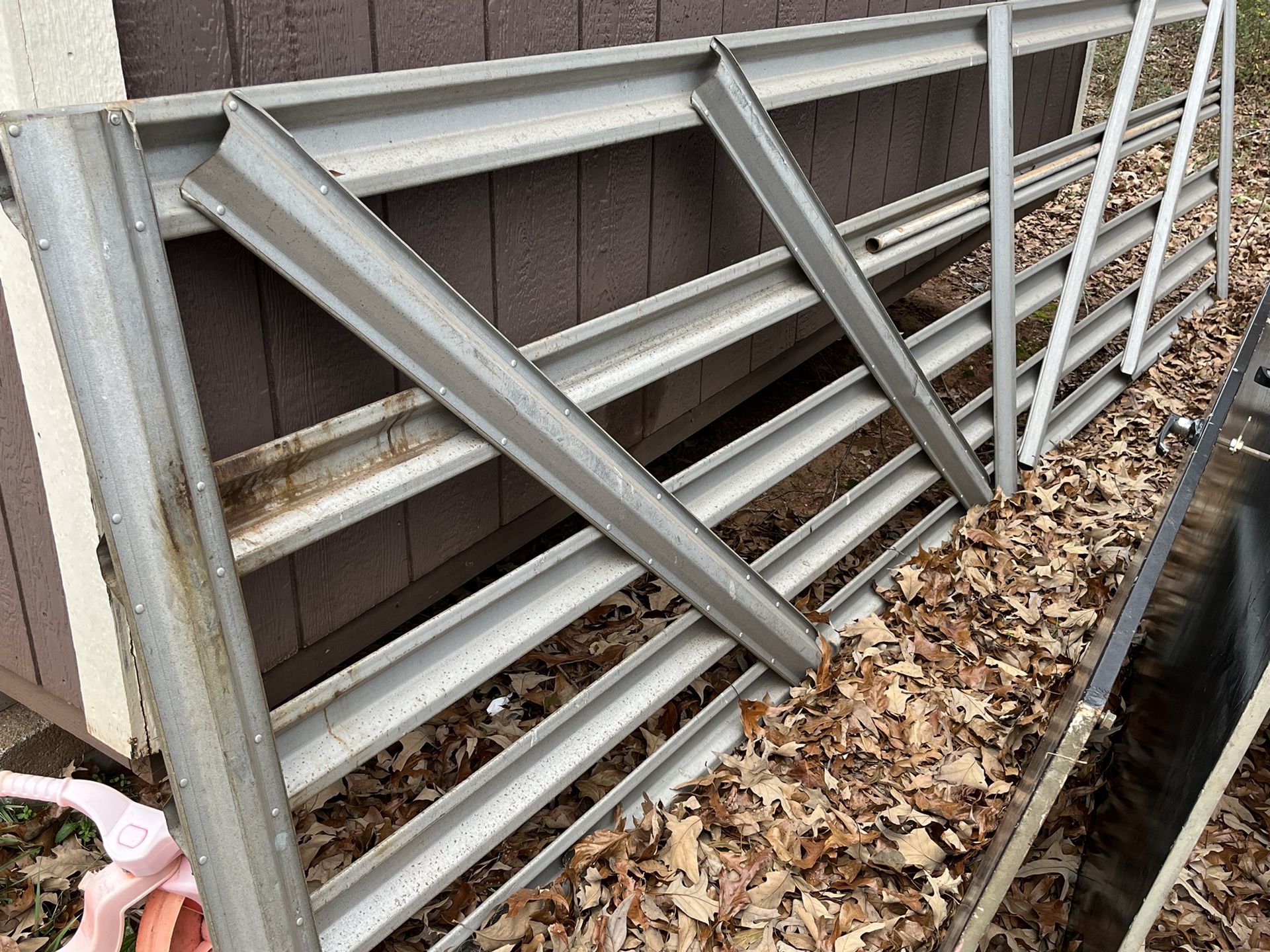 Field Gate