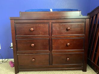 Delta six drawer dresser with removable changing top