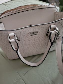 BOLSO GUESS NEW