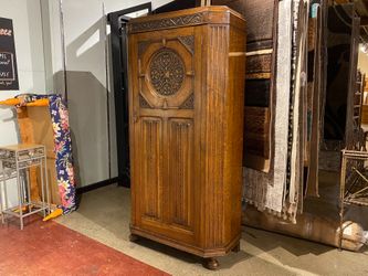 Stunning Ornate Vintage Armoire w/ Hanging Rod & Hooks