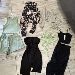 Women’s Size Medium Clothing Sets /outfits Hoodie Top Blouse 