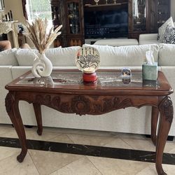 Brand New Elegant Antique Luxury Side Table 