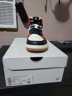 Air Jordan WMNS (Her)Man