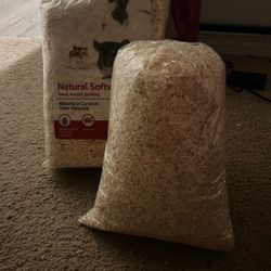 NATURAL SOFT WOOD BEDDING FOR EXOTIC PETS!