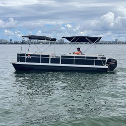 2011 Harris Floteboat