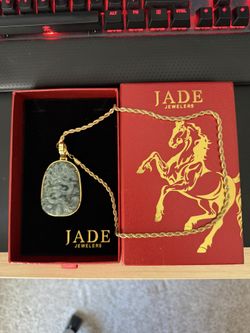 Jade Jewelers Necklace & Pendant