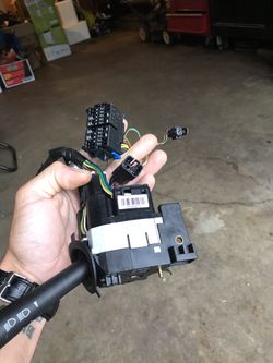 Turn signal multifunction switch