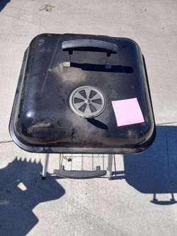 Charcoal grill