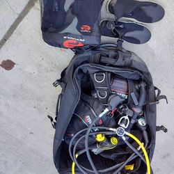 Scuba gear