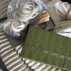 Blonde 👱🏽‍♀️ Wig 