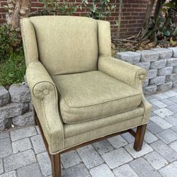 Cute Vintage Armchair / Vintage Wingback Chair 