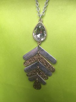 RAVEN RHINESTONE PENDANT NECKLACE IN SILVER