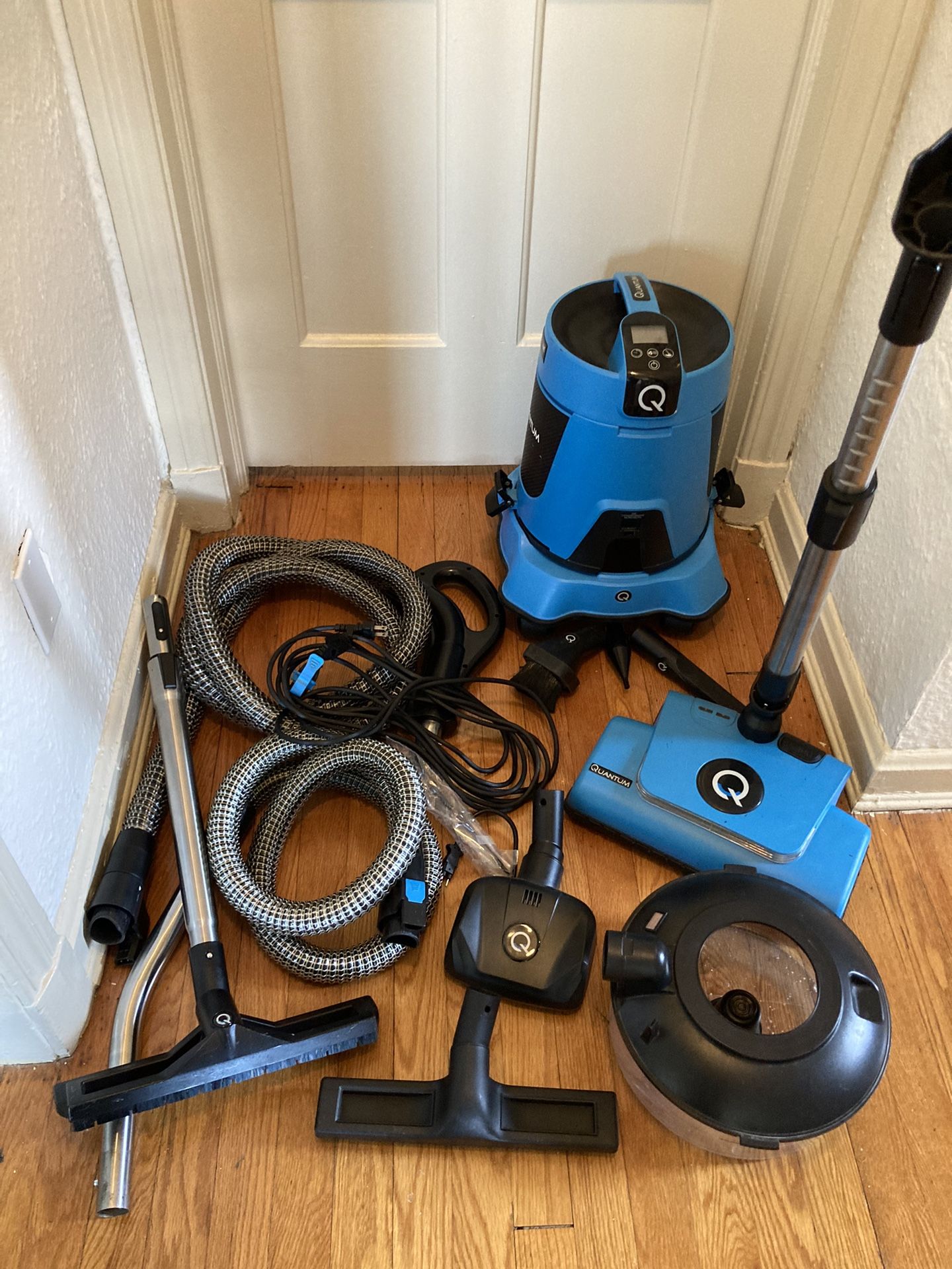 Quantum Water Filtration (Rainbow) Wet /Dry Canister Vacuum Cleaner- Free Delivery
