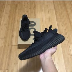 Yeezy 350 Onyx