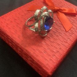Silver Size 6 Ring 
