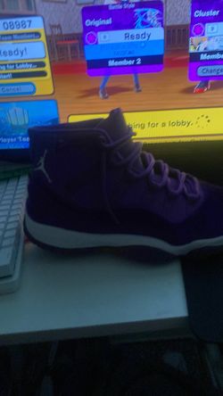 sizes 9.5~10 150-250$