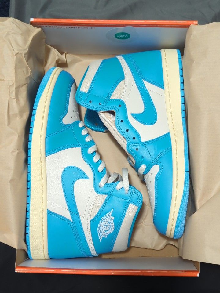 NIB Jordan UNC 1 Reimagined 9.5