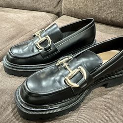 loafers with gold buckle 