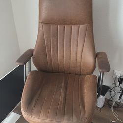 Computer chair