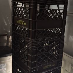  6 Classic Stackable Crates 