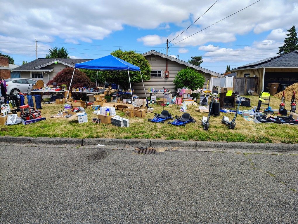 Garage Sale/Estate Sale Huuuge!