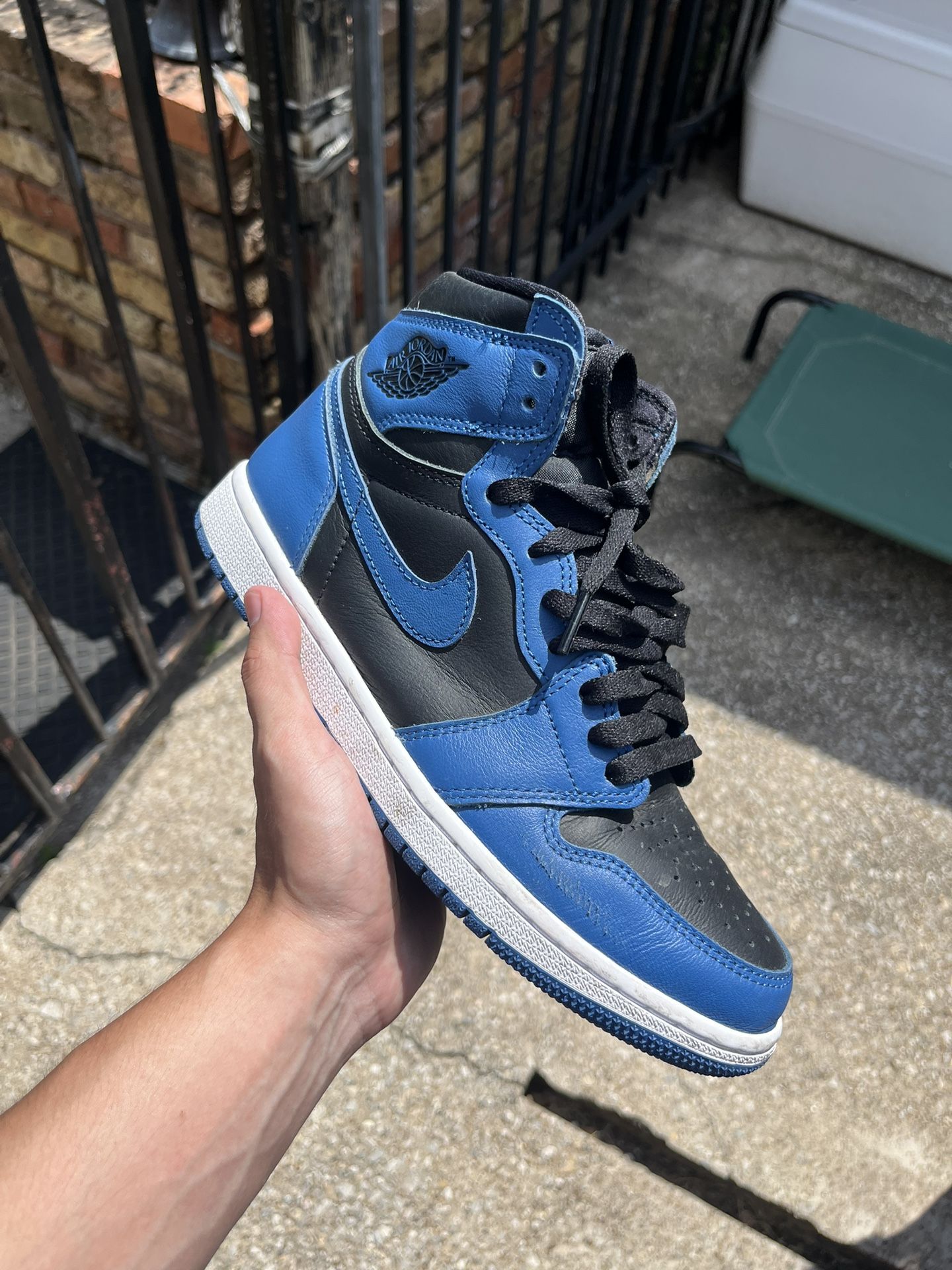 Marina blue Jordan 1- 8M