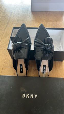 Women’s shoes  8