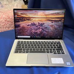 Dell Latitude 7400 2-in-1 14-inch laptop - Core i5-8265U - 8 GB Ram - SSD 256 GB.  Touchscreen