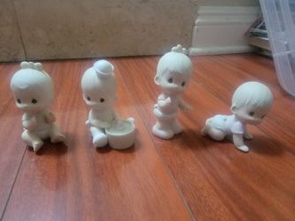 Precious Moment Vintage Set