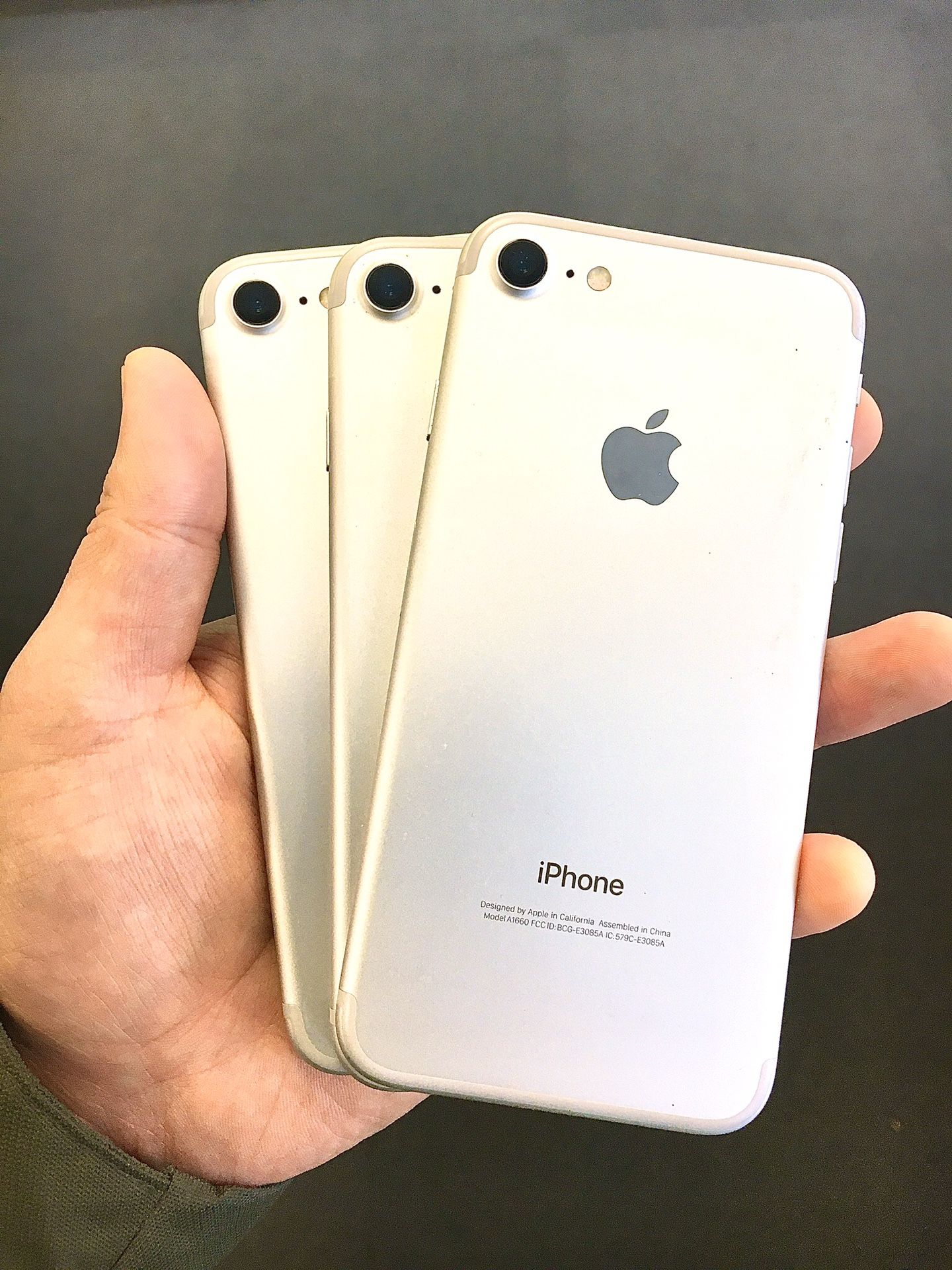 Unlocked iPhone 7 32GB and 128GB Ready to use with any service