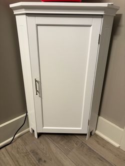 Bathroom cabinet