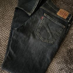 Levi’s 