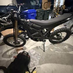 Surron 2025 Ultra Bee 