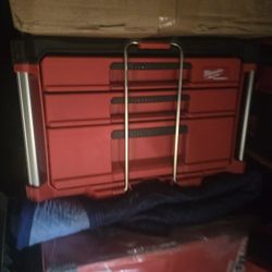 Milwaukee Drawer Box Used Like New