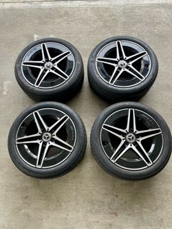 2025 Mercedes-Benz C300 OEM AMG 18” Wheels & Bridgestone Run-Flat Tires – 6,000 Miles