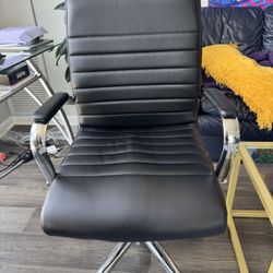 Realspace office chair