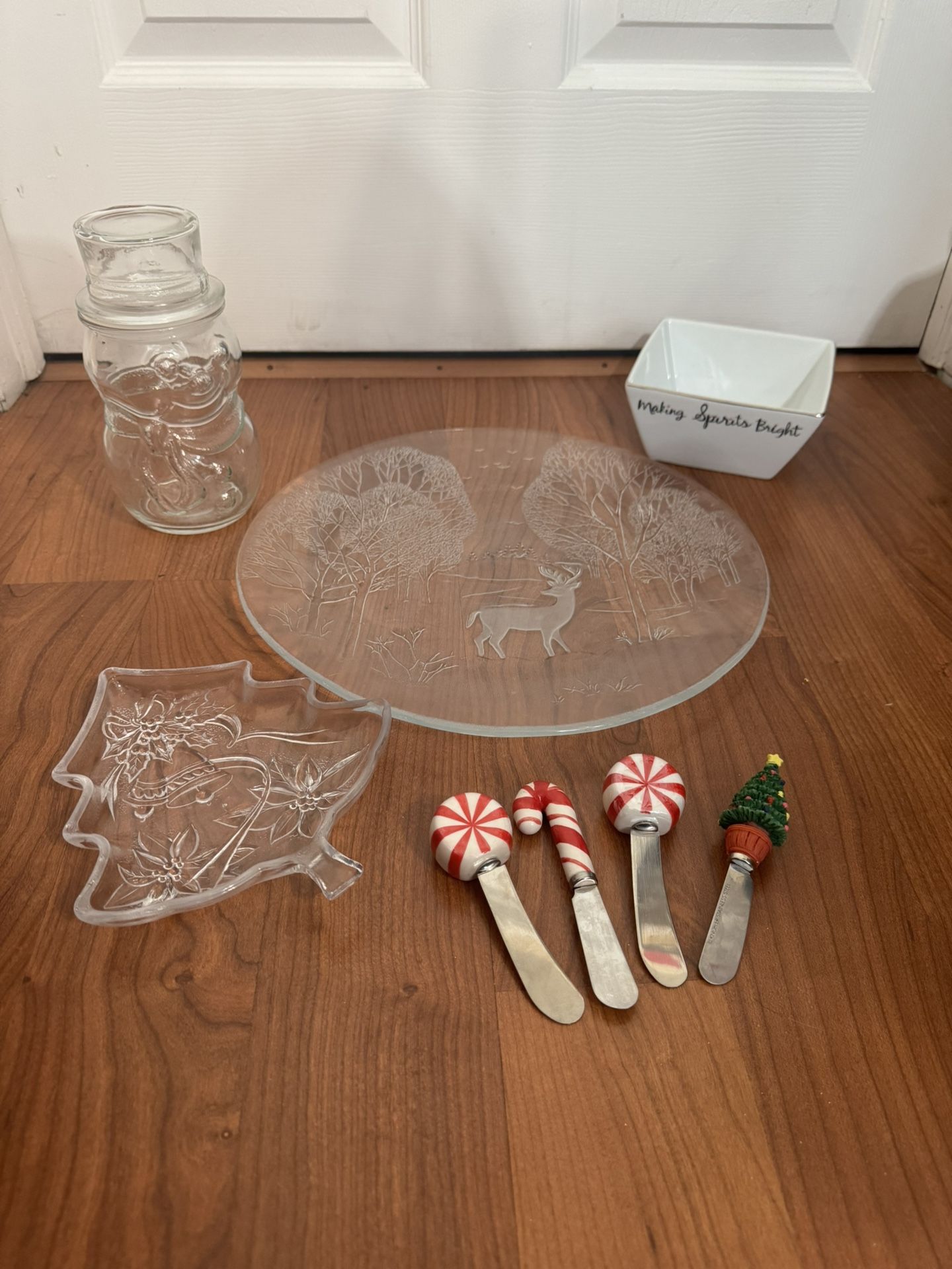 Christmas Dinnerware Decor Decorations Etched Glass