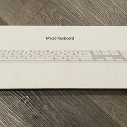 Apple Magic Keyboard with Numerical Pad